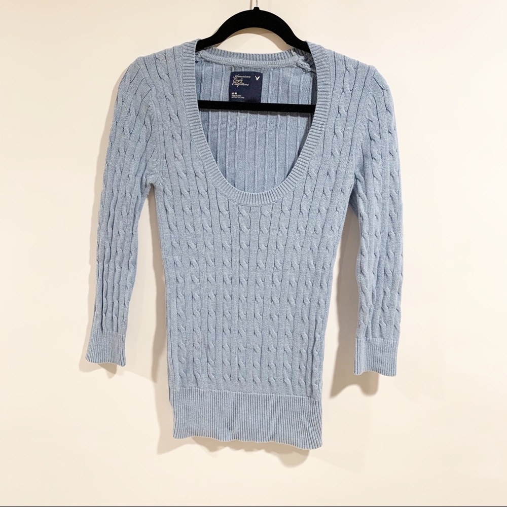 American Eagle sweater